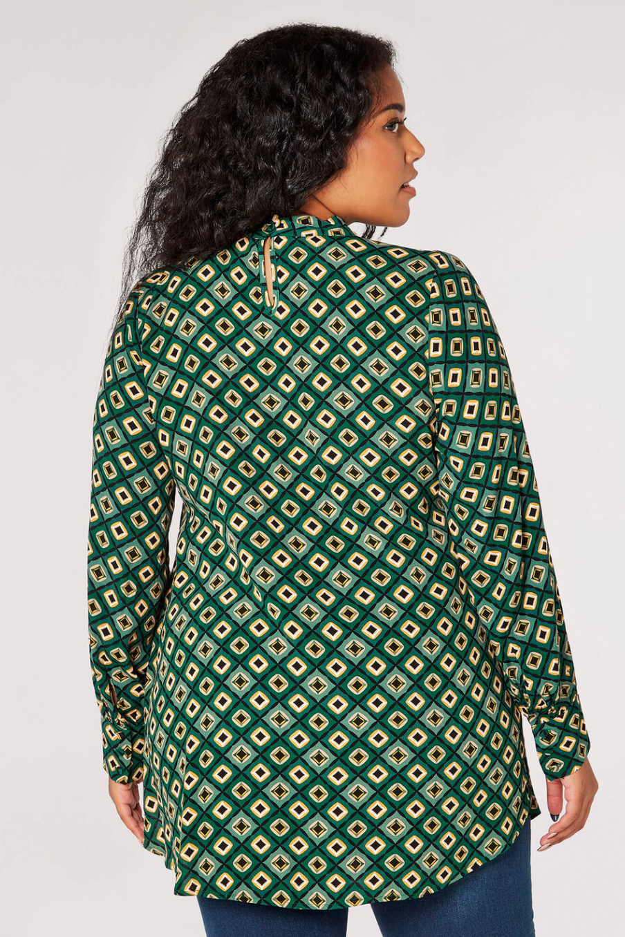 Curve Geometric Keyhole Blouse